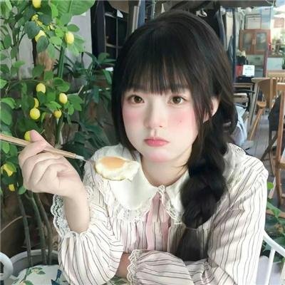 飘动的红丝带